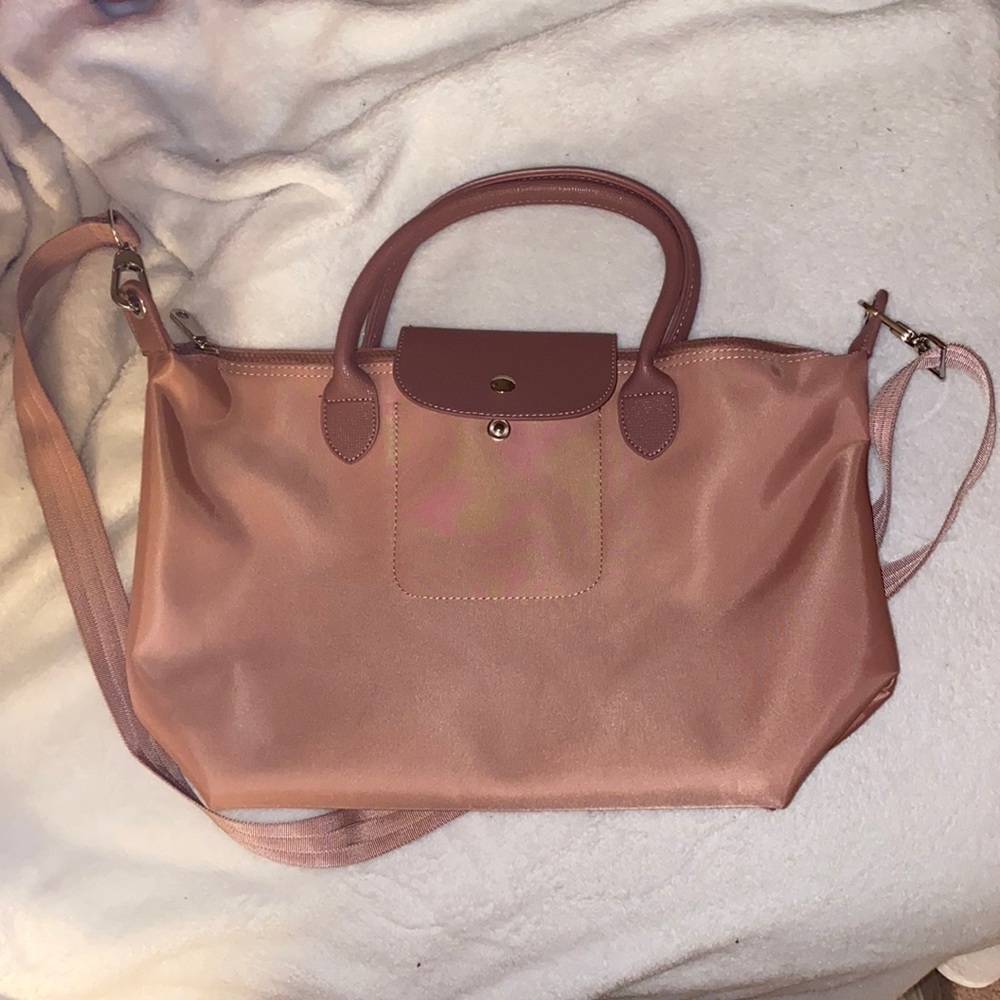 Tote bag with strap